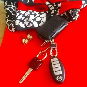 Leather key chain holder 1Sz$38 + scarf/CuffLinks